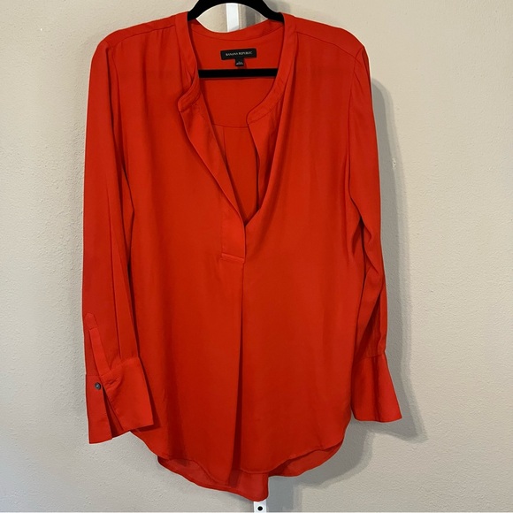 Banana Republic Tops - Banana Republic Vibrant Red Women's Blouse